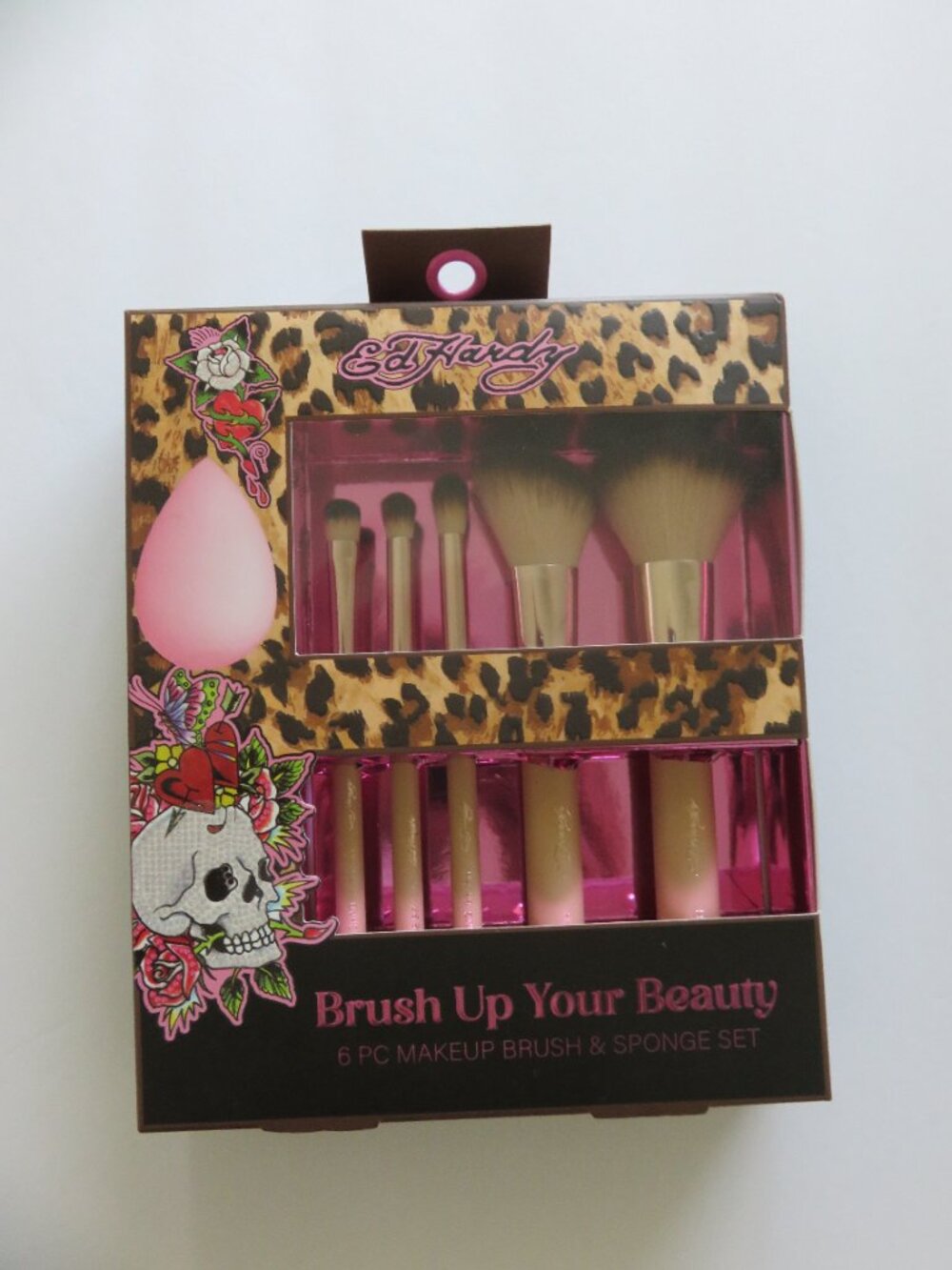 (#120) Ed Hardy 6pc Makeup Brush & Sponge Set